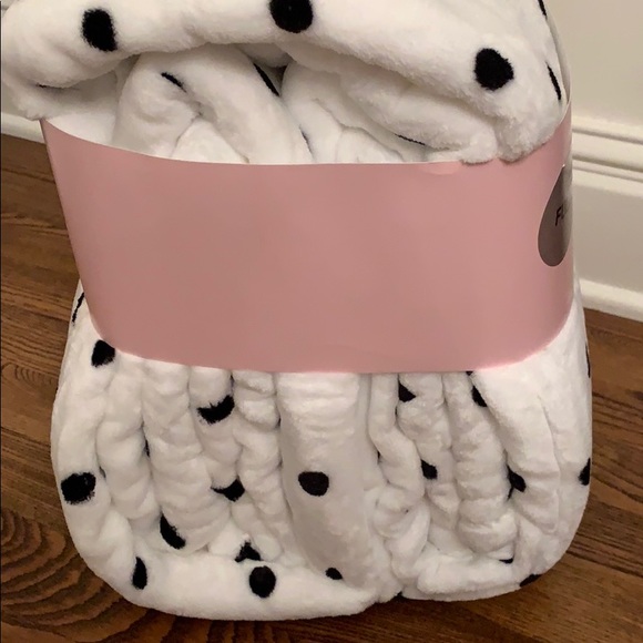 kate spade Bedding Nwt Kate Spade Blanket Fullqueen Poshmark